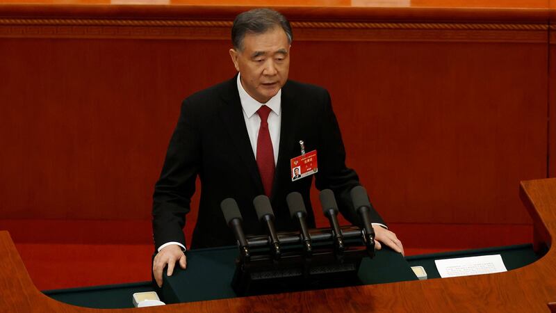 2021年3月4日,中国全国政协主席汪洋宣读政协常委会工作报告。(路透社)