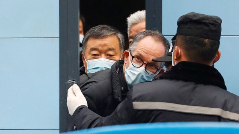 2021年1月31日,世卫国际专家小组在武汉华南海鲜市场调查。(路透社)