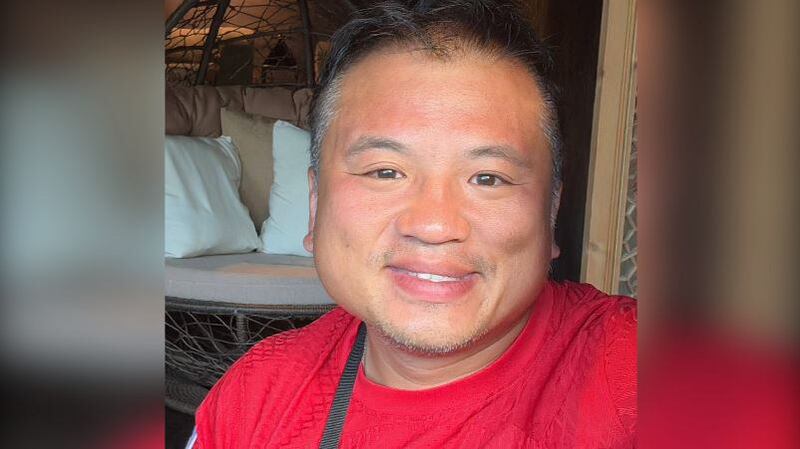 曾任立场新闻副采访主任的陈朗昇表示,对2名高层为大家被判有罪感愧疚,强调他们是按忠实报道事实的原则工作。(受访者提供)