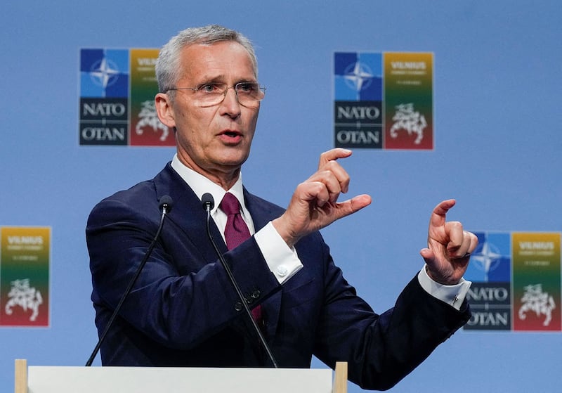 2023年7月11日，北约秘书长斯托尔滕贝格出席峰会新闻发布会。（路透社）