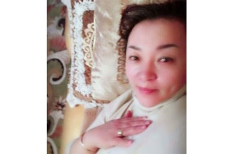 新疆清河县医院护士长沙吾列.米勒太,在教育营羁押期间残疾。(家属提供/记者乔龙)