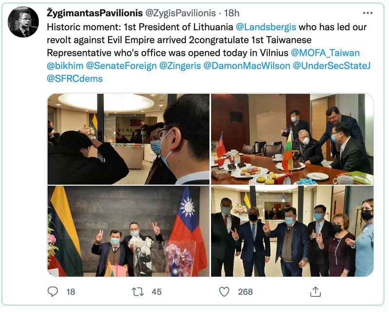 立陶宛国会外委会主席帕维里欧尼斯推文,立陶宛独立后的第一任元首维陶塔斯.蓝斯柏吉斯(Vytautas Landsbergis)亲赴台湾代表处祝贺。(推特截图)