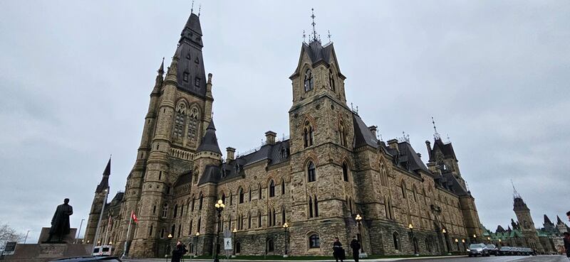 加拿大长期受外国势力干扰影响,如今渥太华终於推出法案来防堵其威胁。 (记者柳飞拍摄)