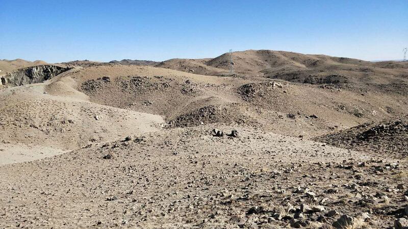 内蒙古矿产资源丰富,特别是煤炭处于中国北方露天矿群的集中地带。(志愿者提供/记者乔龙)