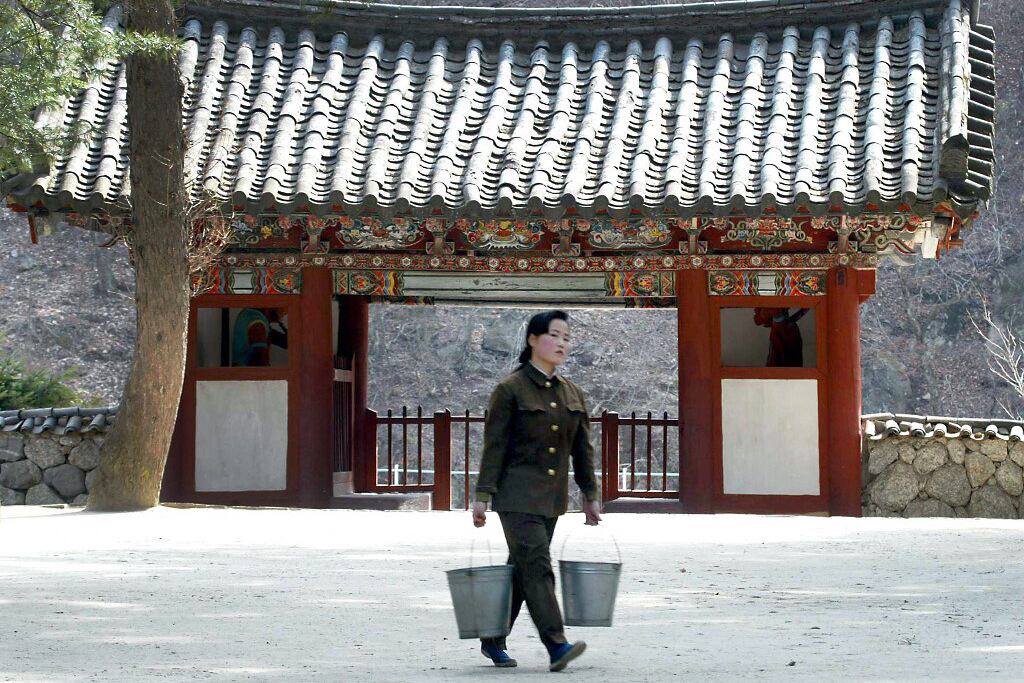 EXPLAINED: Why are North Korean teachers hauling water up apartment buildings?