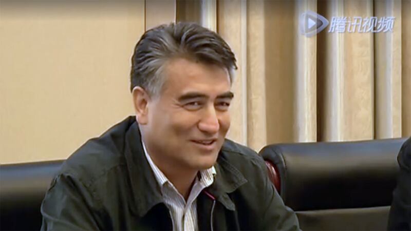 原新疆大学校长塔西甫拉提·特依拜(Tashpolat Tiyip)被判处死刑。(腾讯视频截图)