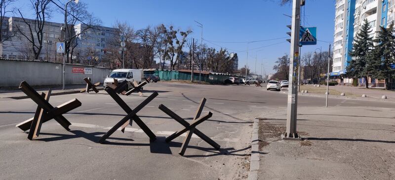 战火阴影下的基辅市区(受访者提供)