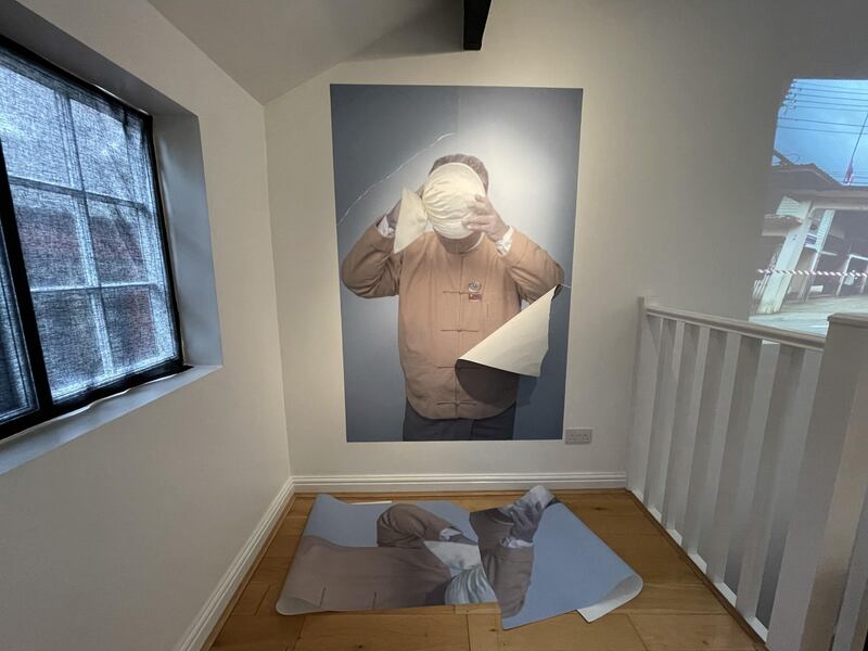 缅甸艺术家的作品。 (吕熙摄)