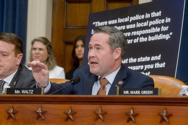 图为美国联邦众议员迈克‧沃尔兹(Mike Waltz)。据美国媒体报道,特朗普将任命沃尔兹为国家安全顾问。(美联社图片)