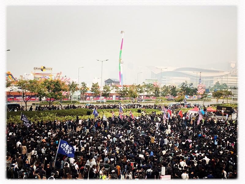 2019年12月22日大批港人在中環參與聲援維吾爾人集會。（黃國才提供圖片）